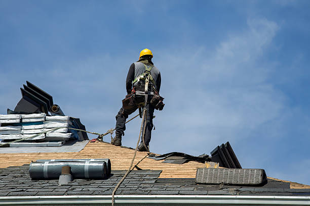 Professional Gutter Installation technician working in Stratford, CA